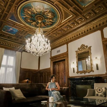 The Ritz-Carlton, Vienna Hotel Екстериор снимка