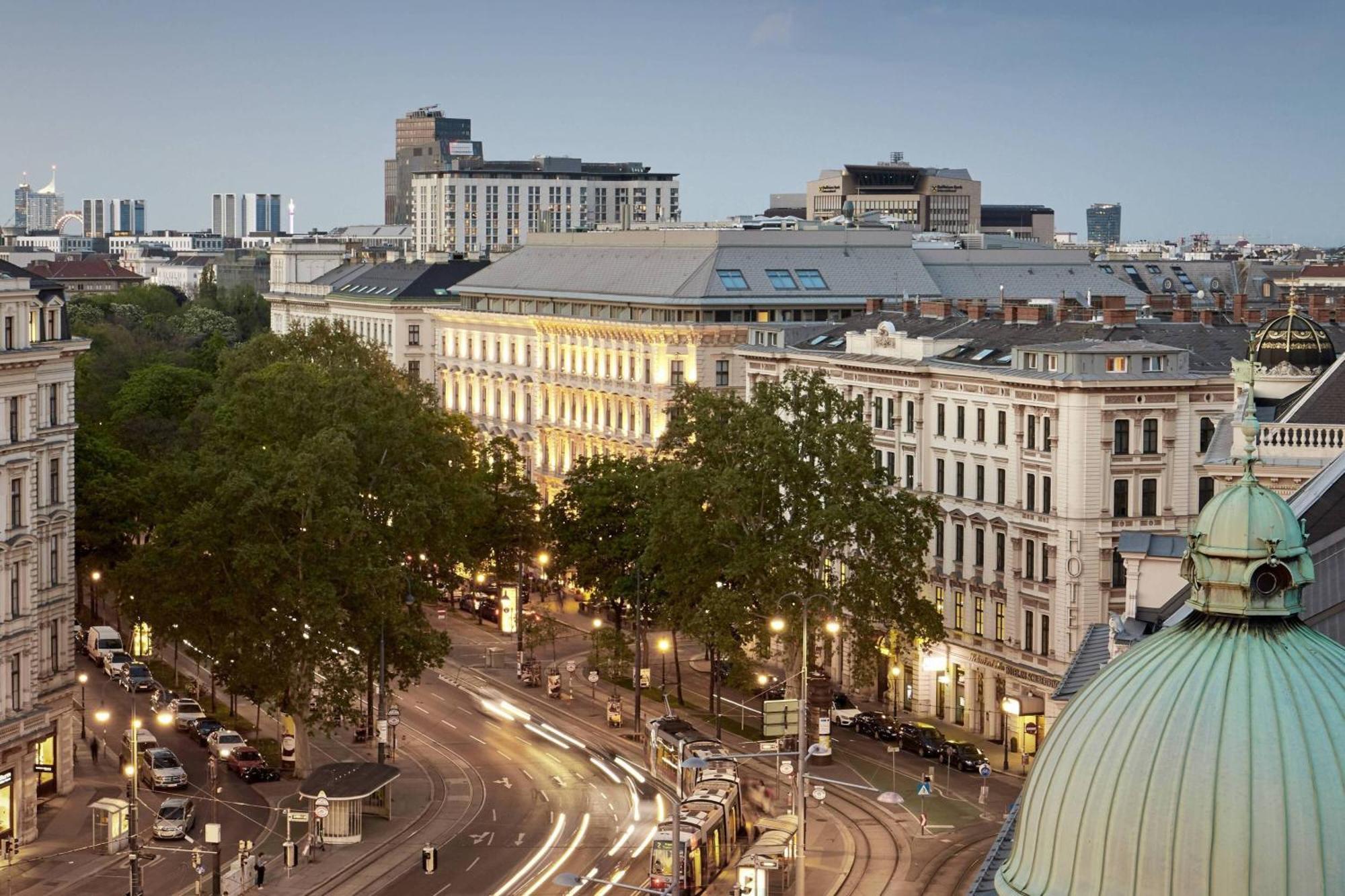The Ritz-Carlton, Vienna Hotel Екстериор снимка The Ring at the Albertina